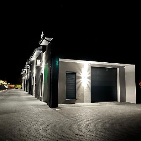 M&M Apartamenty Jasionka ภายนอก รูปภาพ